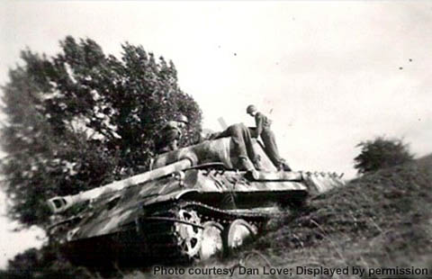 [Destroyed German Panzer V, Panther Ausf D: US 79th Infantry Division]